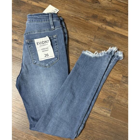 Anthropologie Denim - Anthropologie Evidnt Los Angeles Verona Skinny crop ankle Shark Bite Hem Size 26